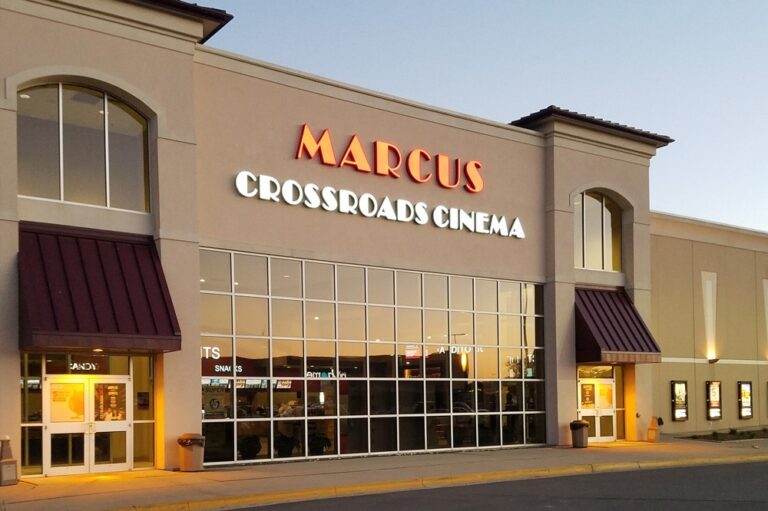 Marcus Crossroads Cinema Experience Waterloo